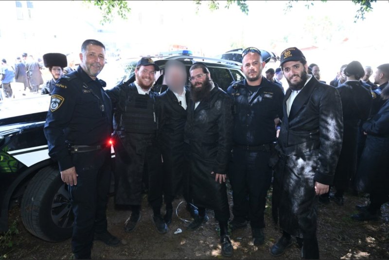 באדיבות המצלם