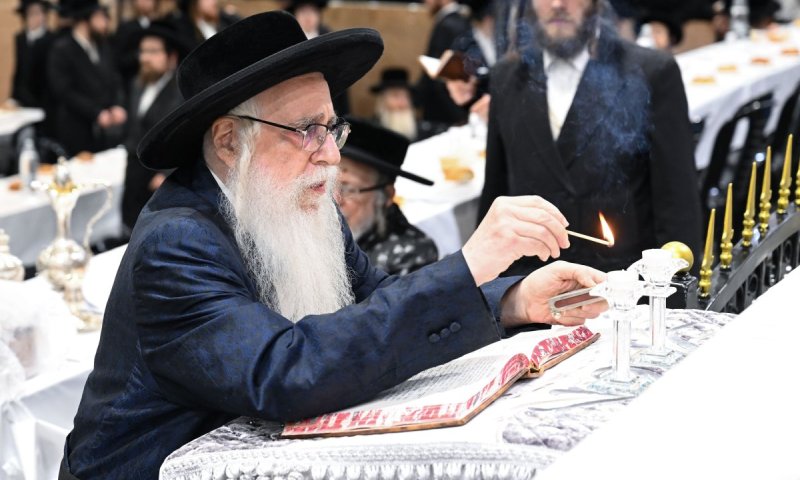 הרבי מצאנז לא יצא למנוחה וכמעט התמוטט שוב בשבת