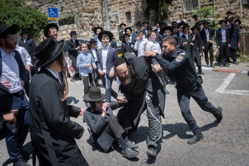 פלאש 90