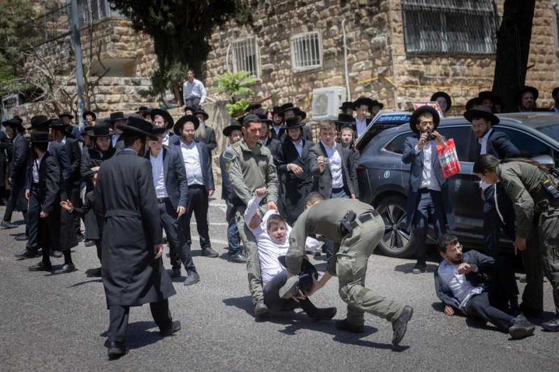 פלאש 90
