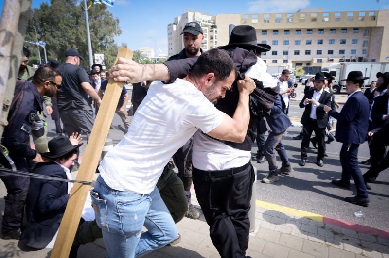 פלאש 90