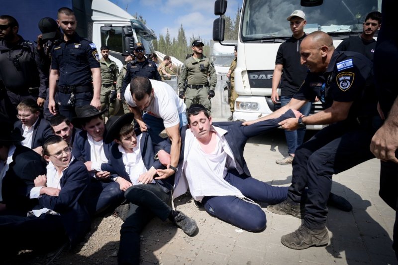 פלאש 90