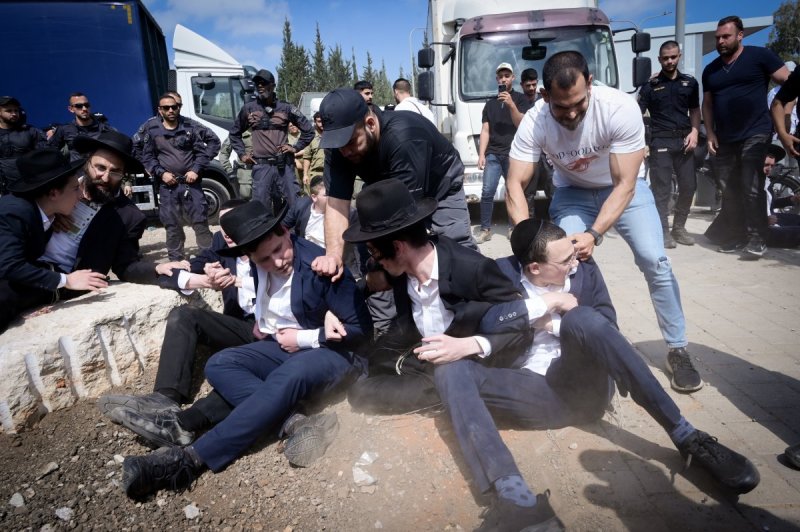 פלאש 90