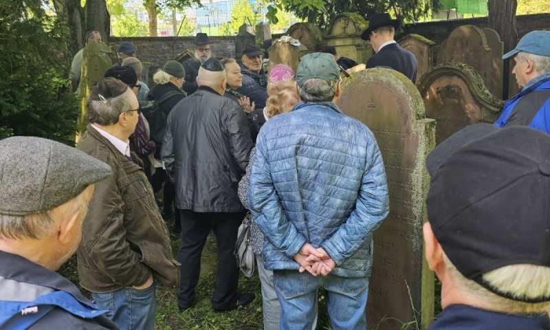 תפילות בגרמניה בציון בעל "קרבן נתנאל: "לשחרור כל החטופים"