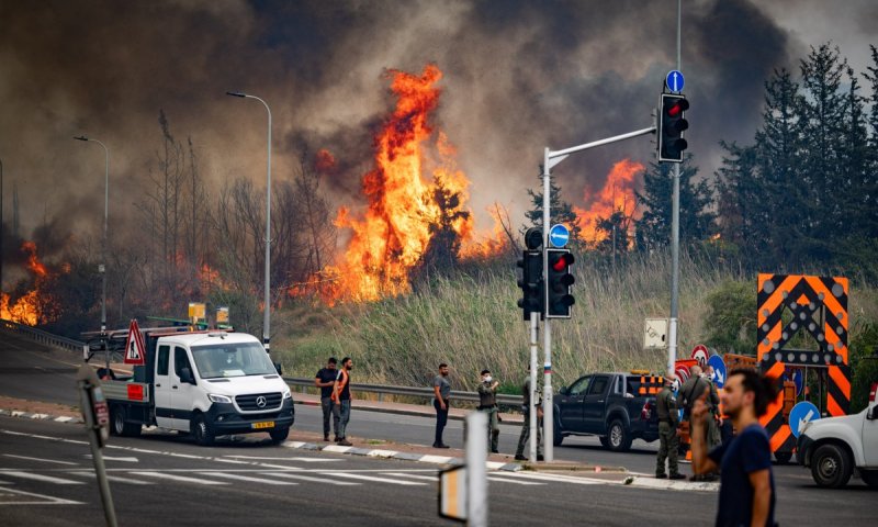 המבקר מזהיר את נתניהו: "רשות הכבאות לא יכולה להתמודד לבדה עם האתגר"