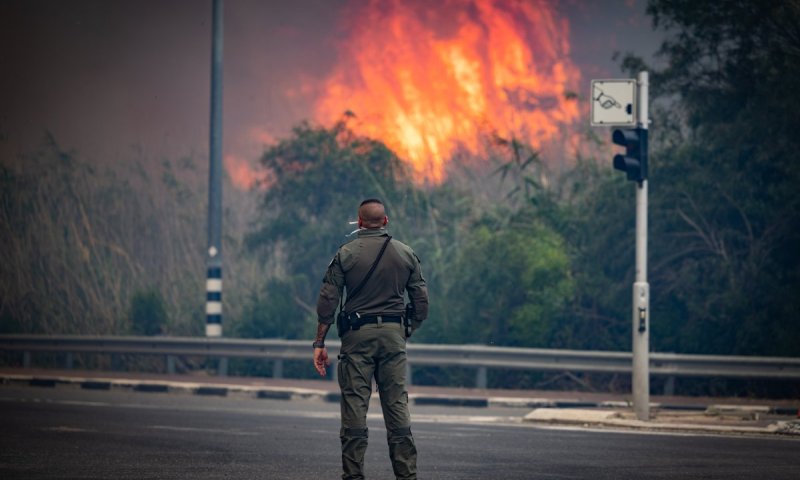השוטר מאחורי החילוץ הדרמטי נחשף: "צעקתי להם, תעלו מהר"