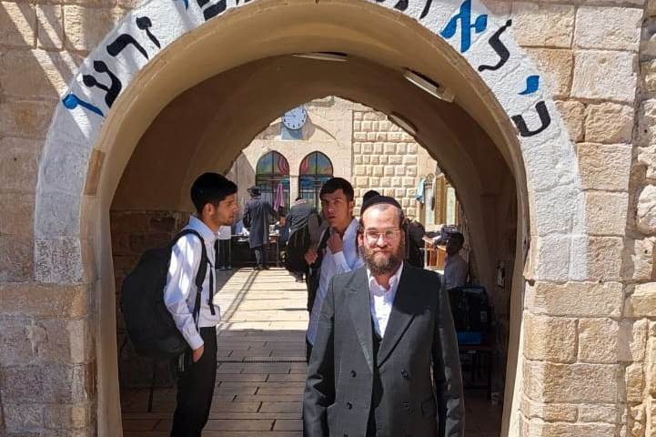 באדיבות המצלם