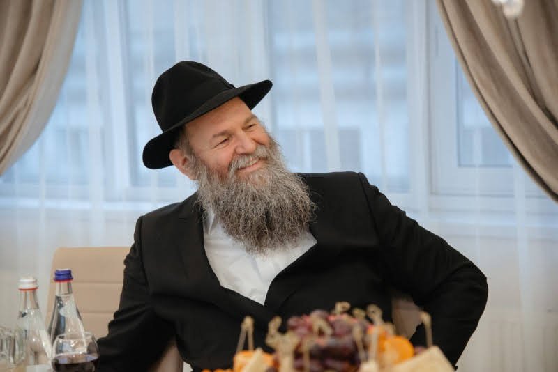  לוי נאזרוב