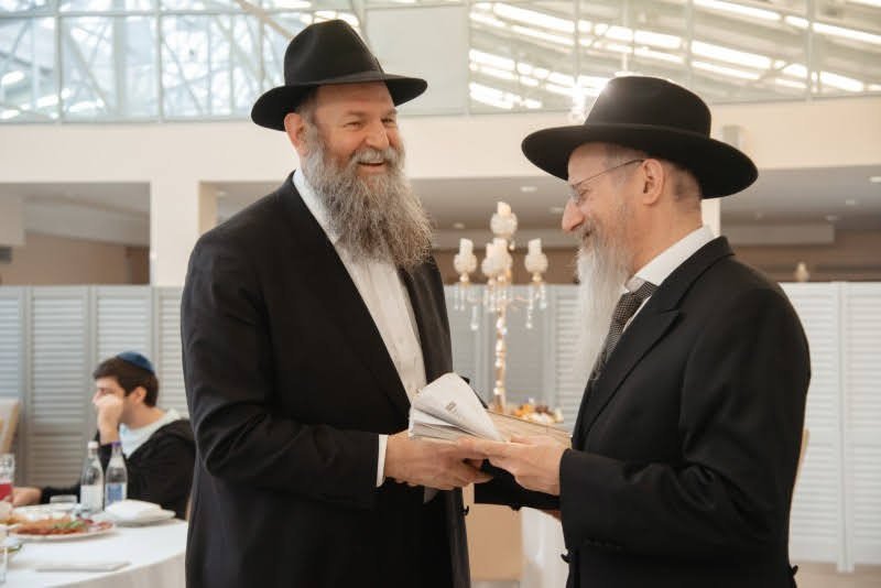  לוי נאזרוב