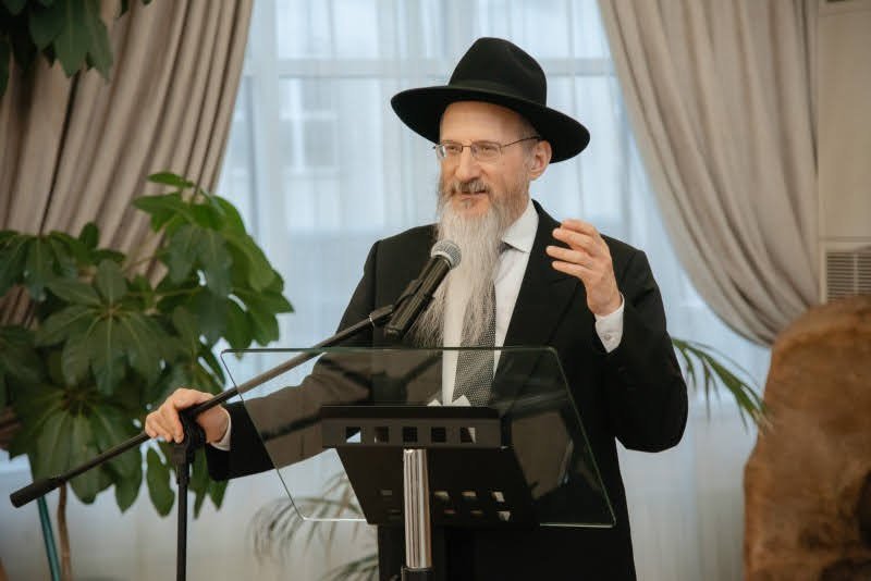  לוי נאזרוב