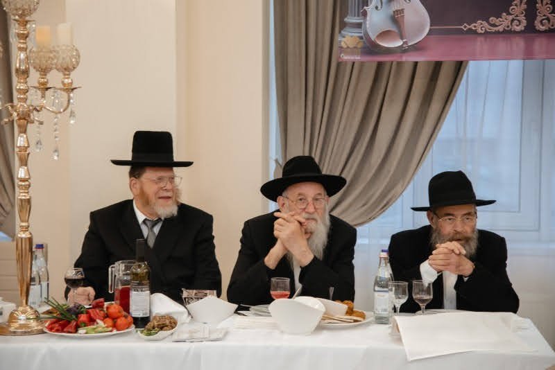  לוי נאזרוב