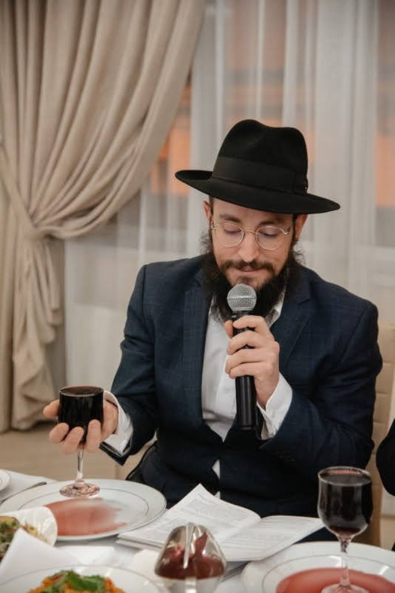  לוי נאזרוב