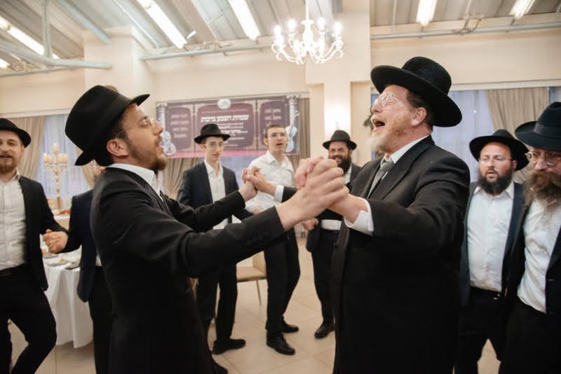  לוי נאזרוב