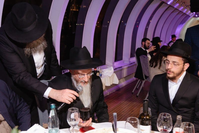  לוי נאזרוב