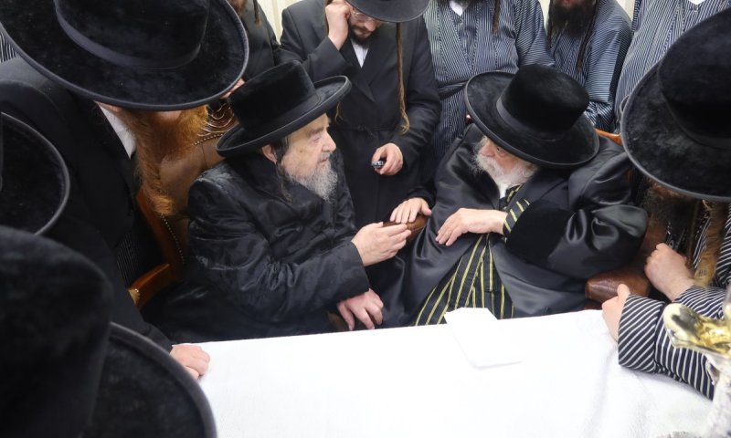 בבית החדש: הרבי מתולדות אברהם יצחק ביקר אצל הגרי"מ שכטר