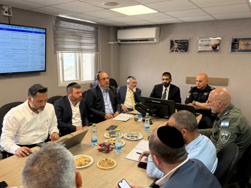 באדיבות המצלם