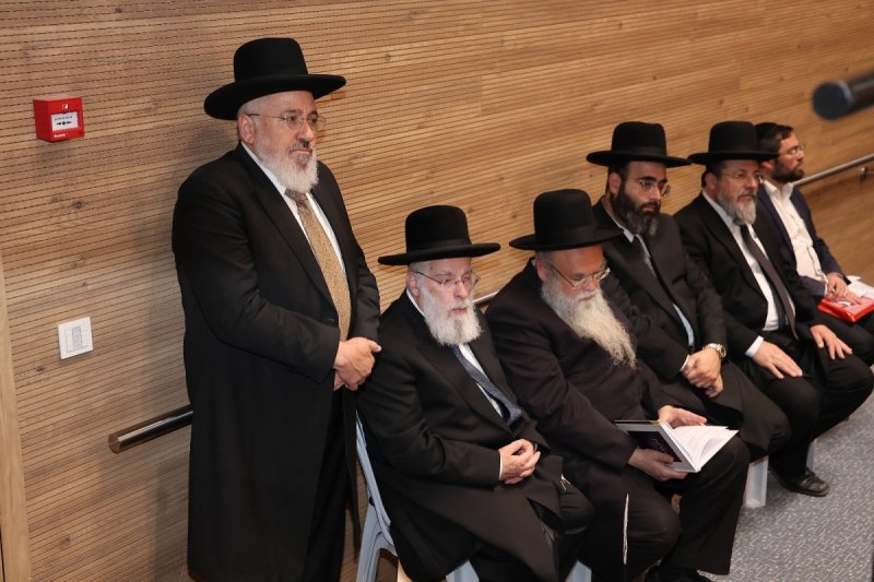 נועם אליהו