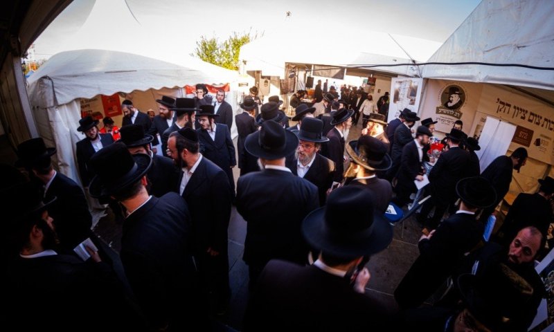 אף על פי כן ולמרות הכל – בקרעסטיר לא שכחו את החטופים