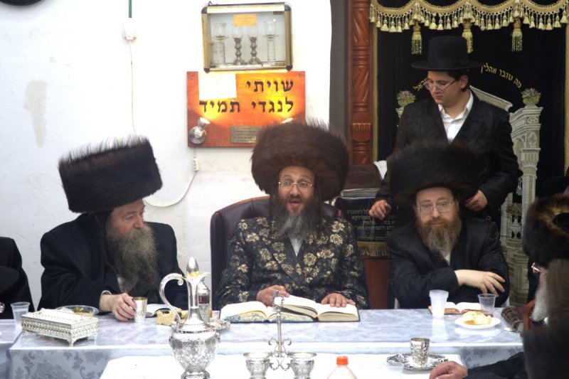 מ. אדלר