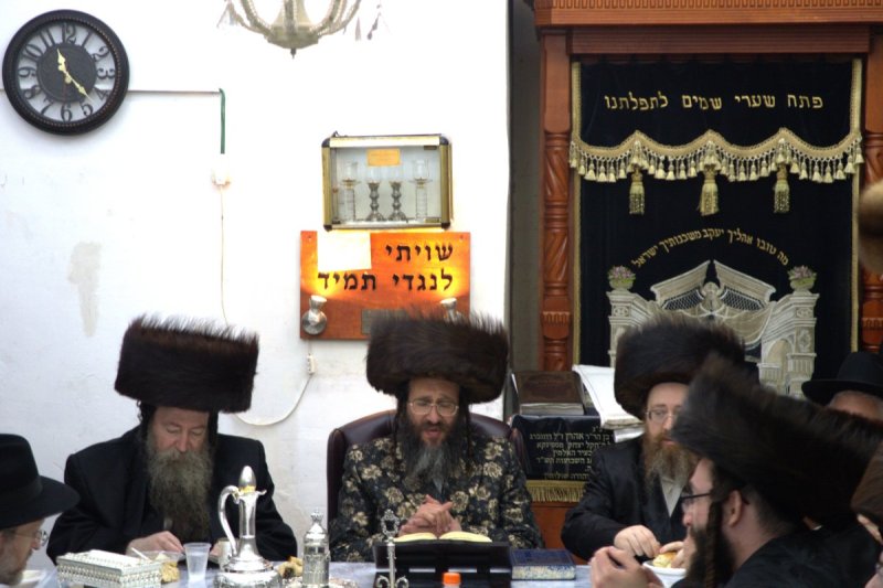 מ. אדלר