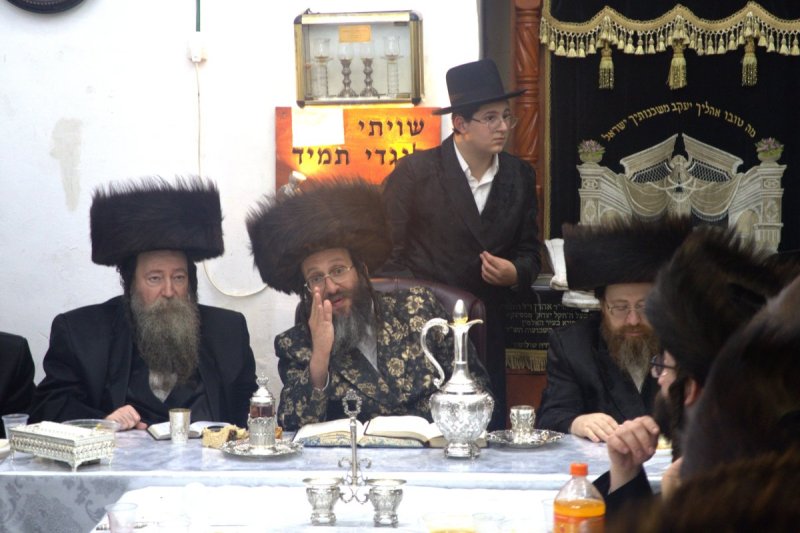 מ. אדלר