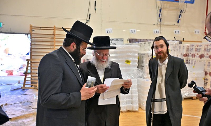 הגאב"ד של ביתר התרגש עד דמעות מהחלוקה הגדולה
