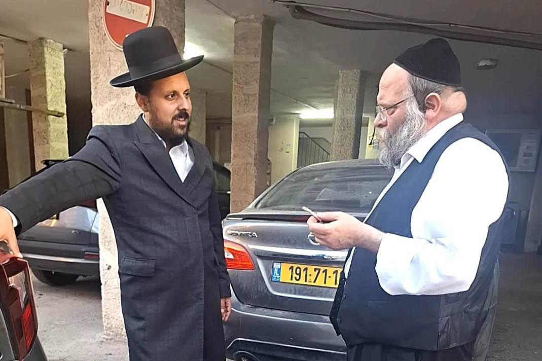 באדיבות המצלם