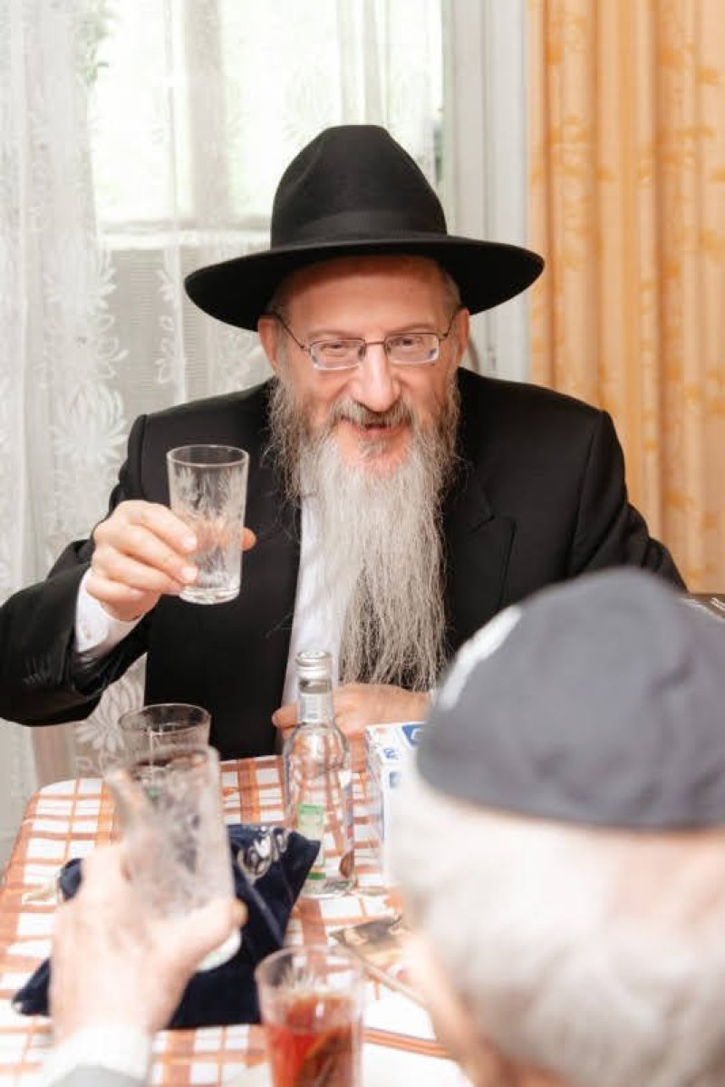 לוי נזארוב