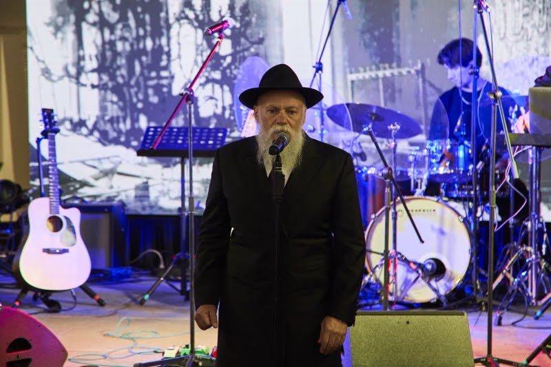 לוי נזארוב