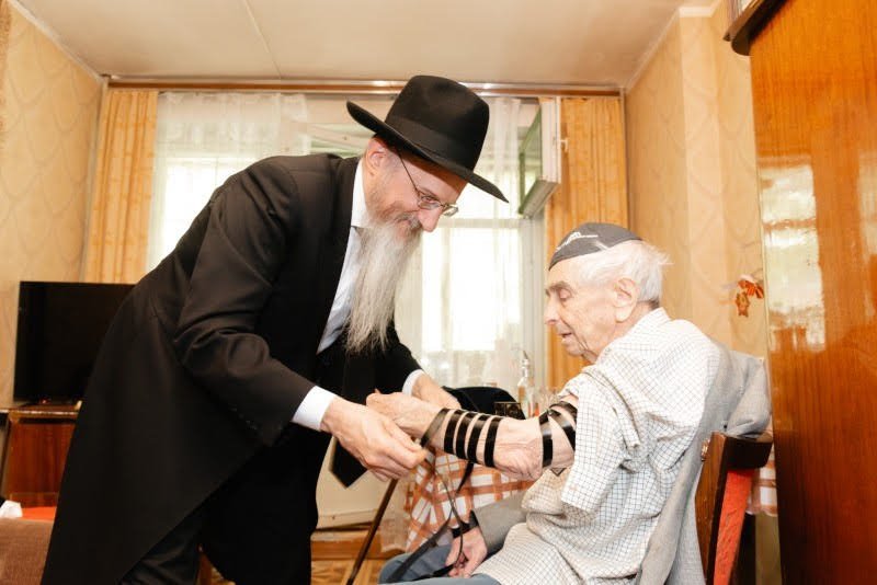 לוי נזארוב