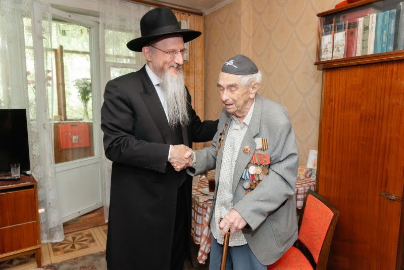 לוי נזארוב