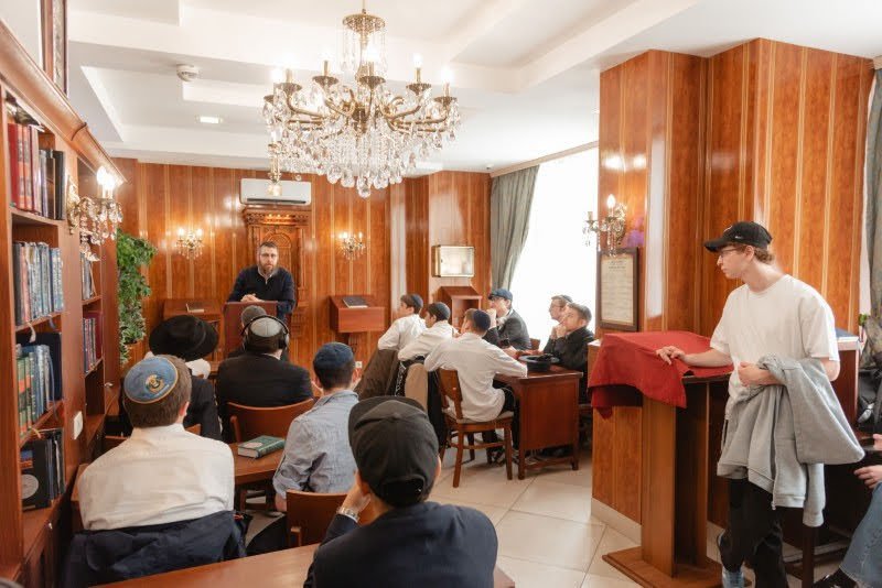 לוי נזארוב