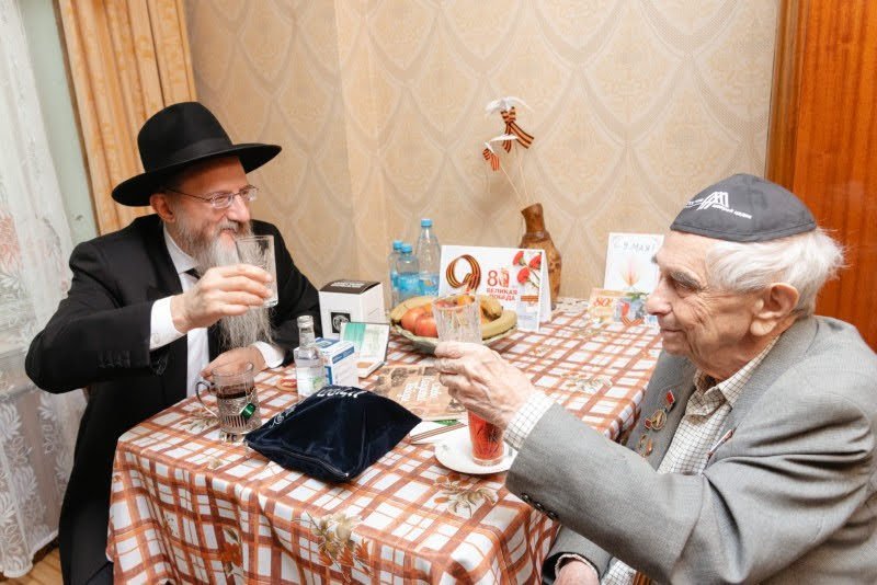 לוי נזארוב