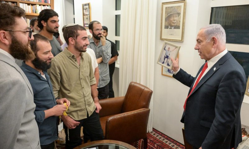 נתניהו לפצועי מלחמה: "בימים הקרובים ניכנס להכניע את החמאס"