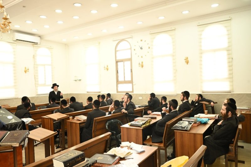 מ. שינקר