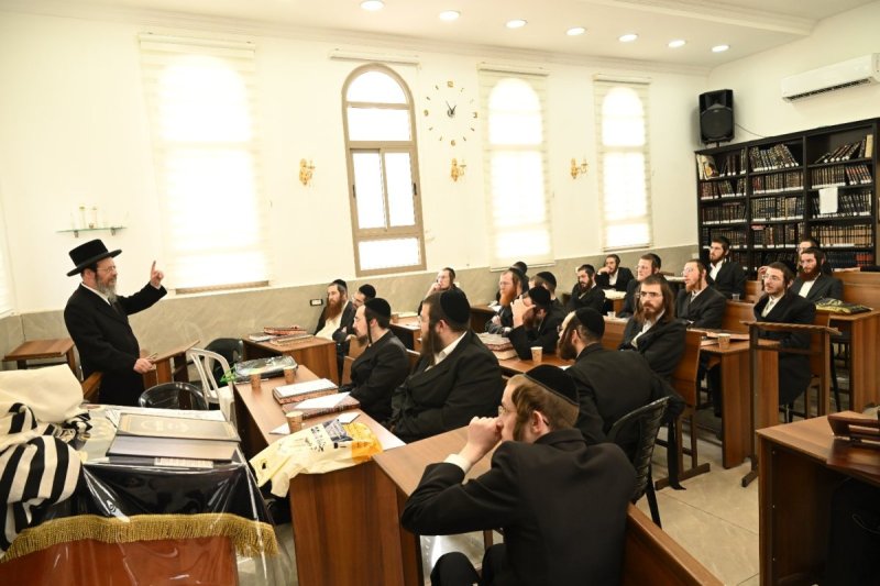מ. שינקר