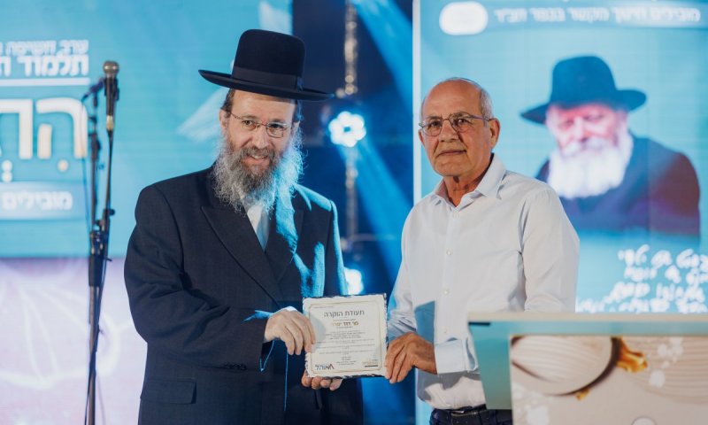 התרגשות מיוחדת: ערב חשיפה ונשמה של ת"ת 'התקשרות' בכפר חב"ד