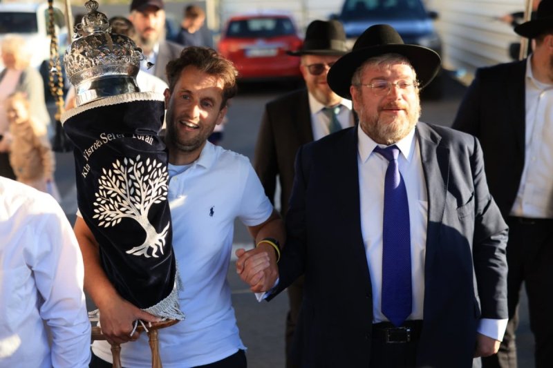 אלי קובין