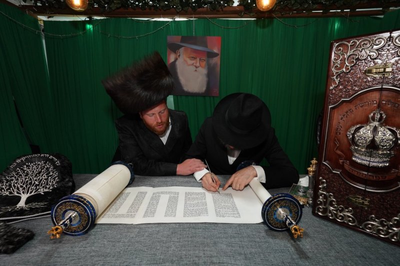  נחמן גולדשטיין