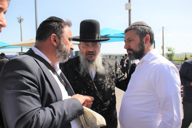 מ. אדלר