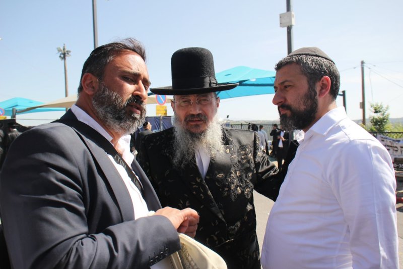 מ. אדלר