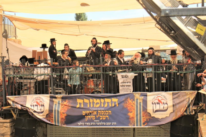מ. אדלר