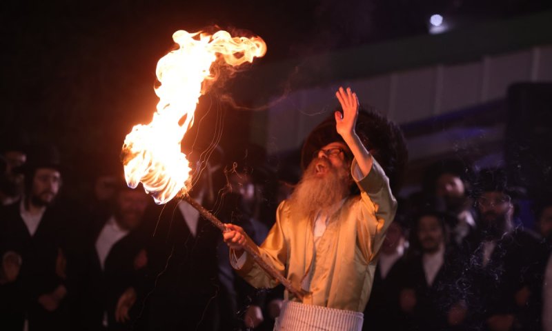 גלריה: רבי נחמן הבעיר את מושב מירון בליל ההילולא