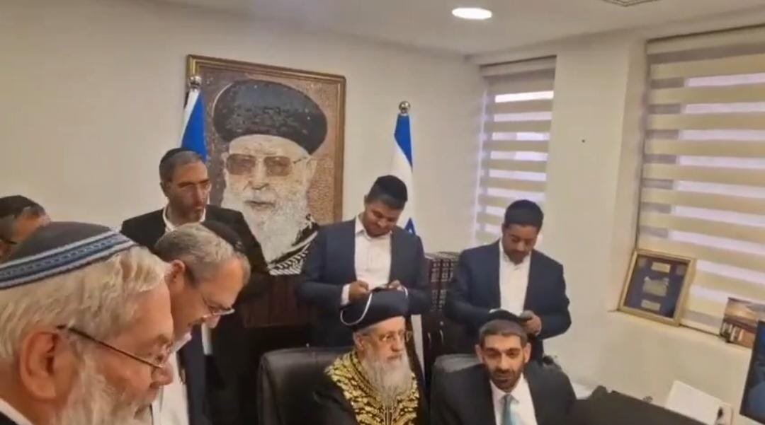 באדיבות המצלם