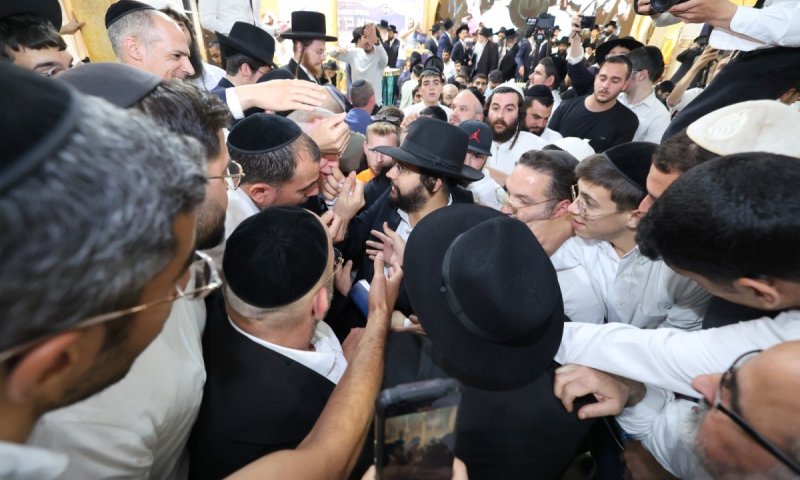 הילולת התנא רבי חנינא דוסא נחגגה בפתח תקווה בהשתתפות אלפים
