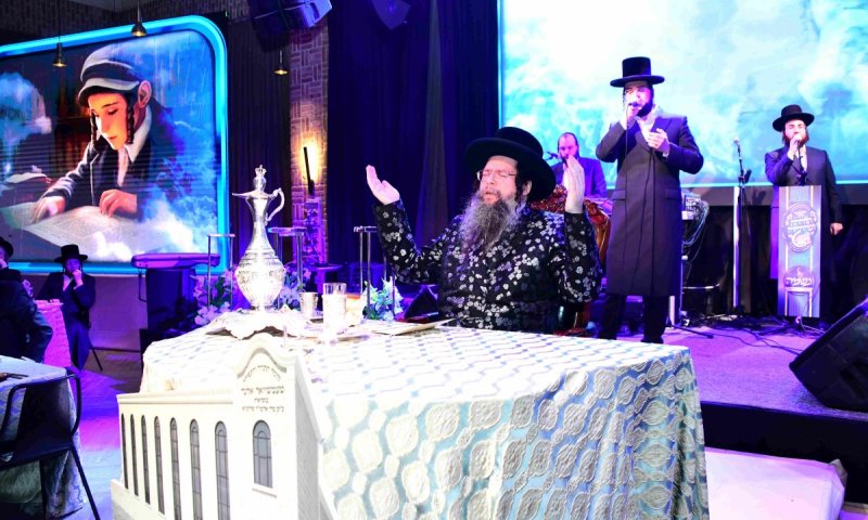 מאלעד לבית היין: הוועידה לבניית בנין בית טעמשוואר באלעד