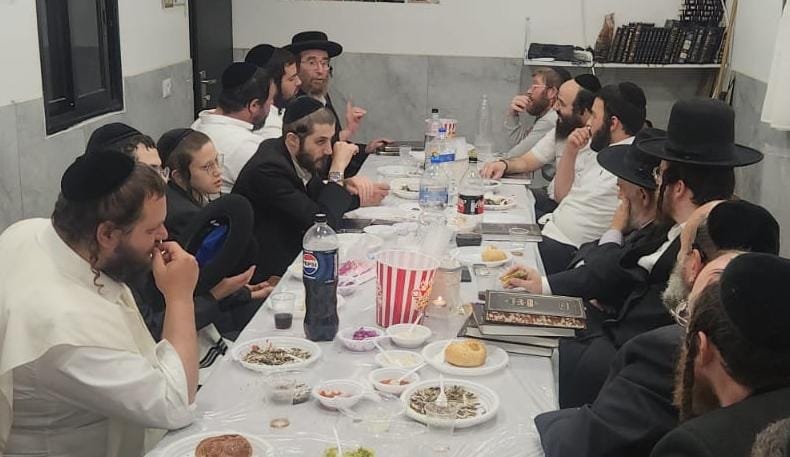 באדיבות המצלם