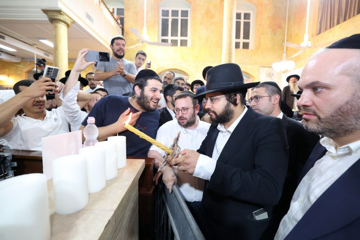 באדיבות המצלם