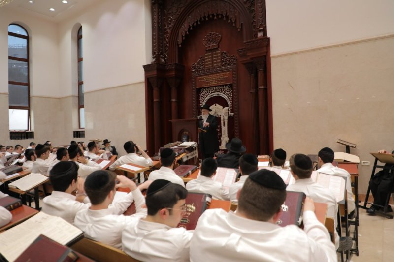 י. בוש