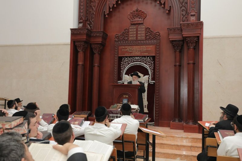 י. בוש